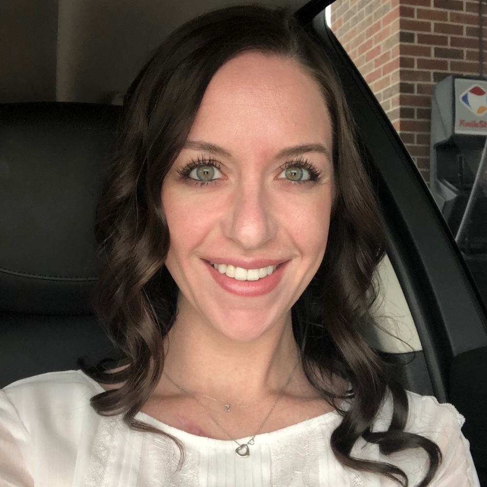 Meet your Posher, Ashley